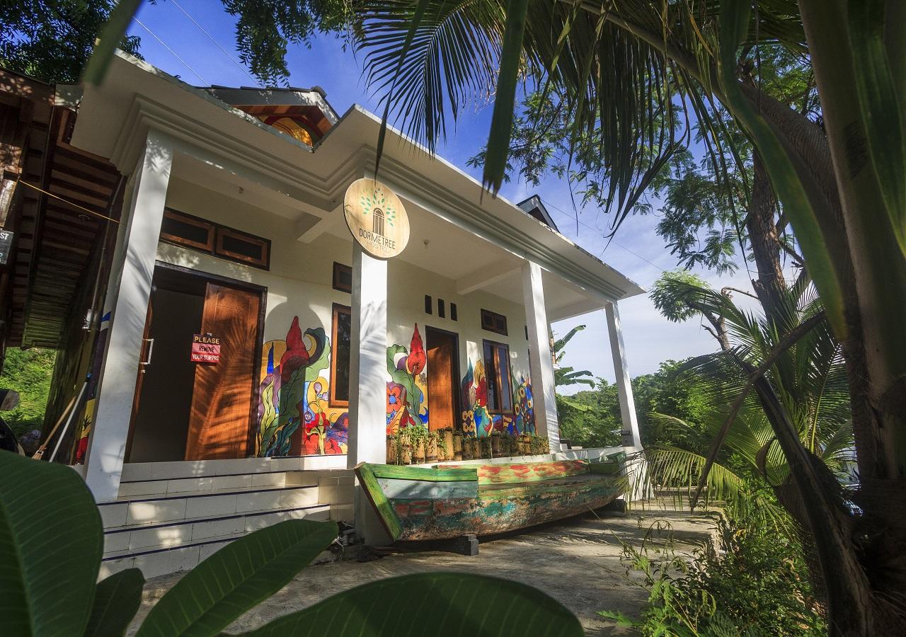 Dorme Tree Labuan Bajo Exterior foto